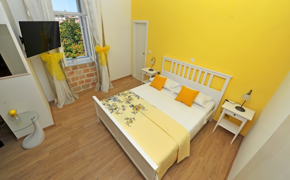 nirvana luxury rooms