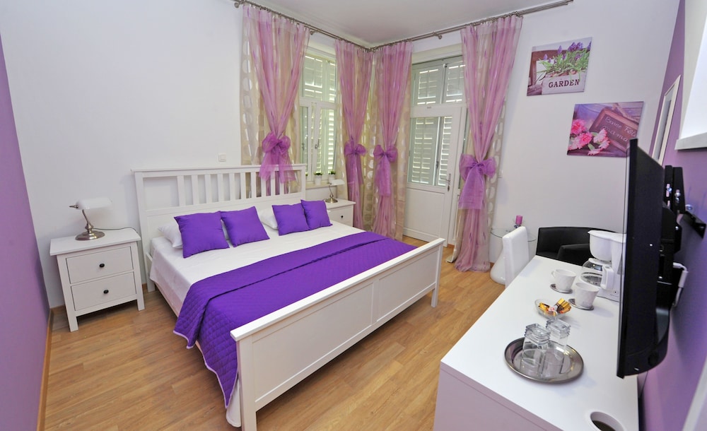 nirvana luxury rooms