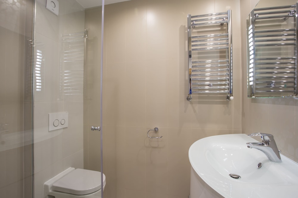 adrion aparthotel