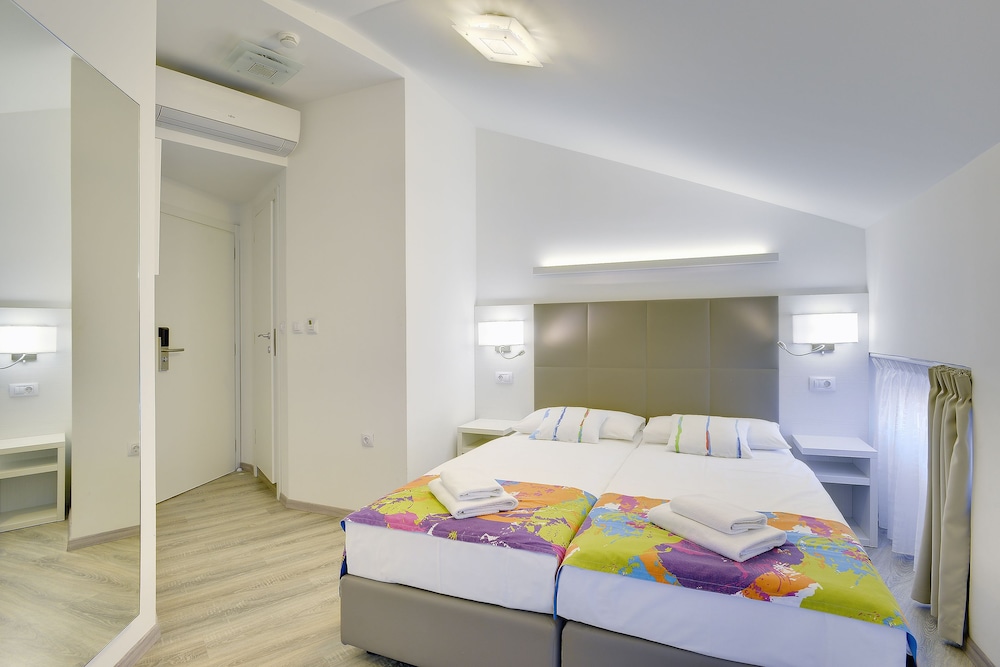 boutique suites joyce