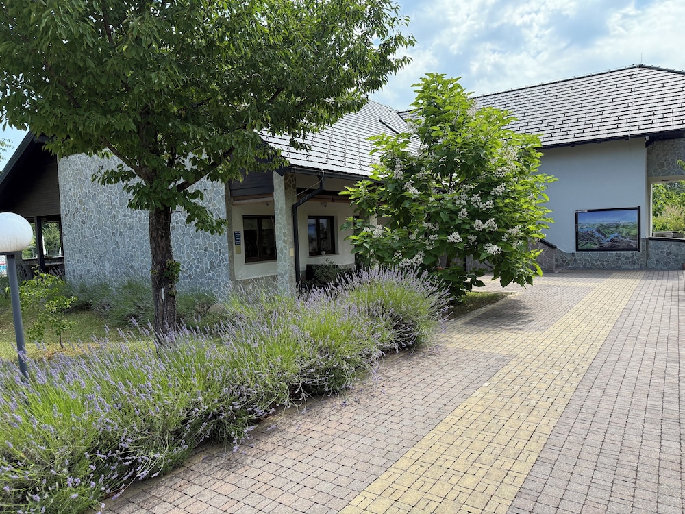 villa stone