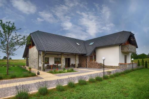 villa stone