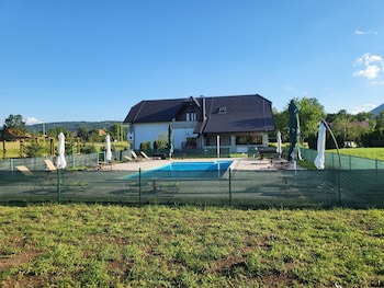 villa stone