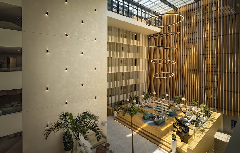 aminess khalani beach hotel