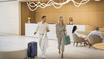 aminess khalani beach hotel