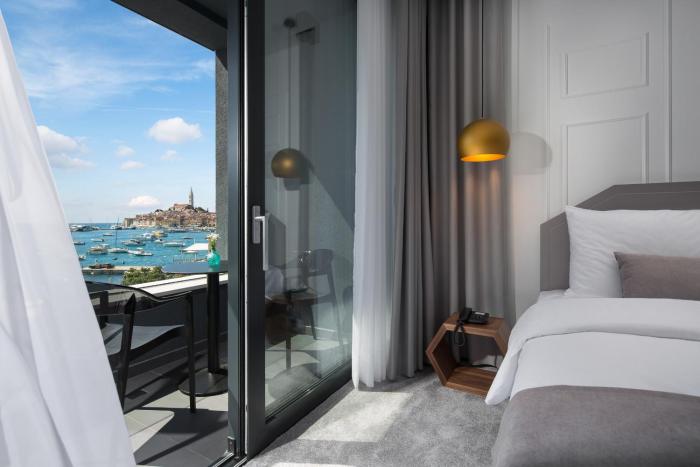 hotel delfin