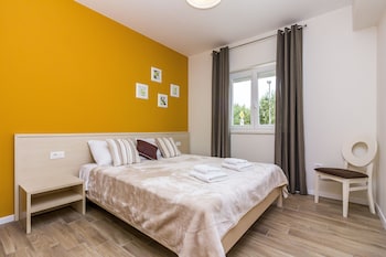 villa nina apartments