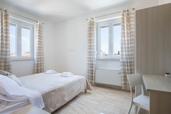 villa nina apartments