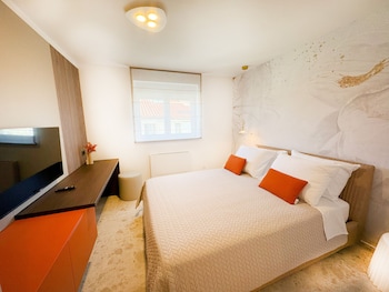 villa nina apartments