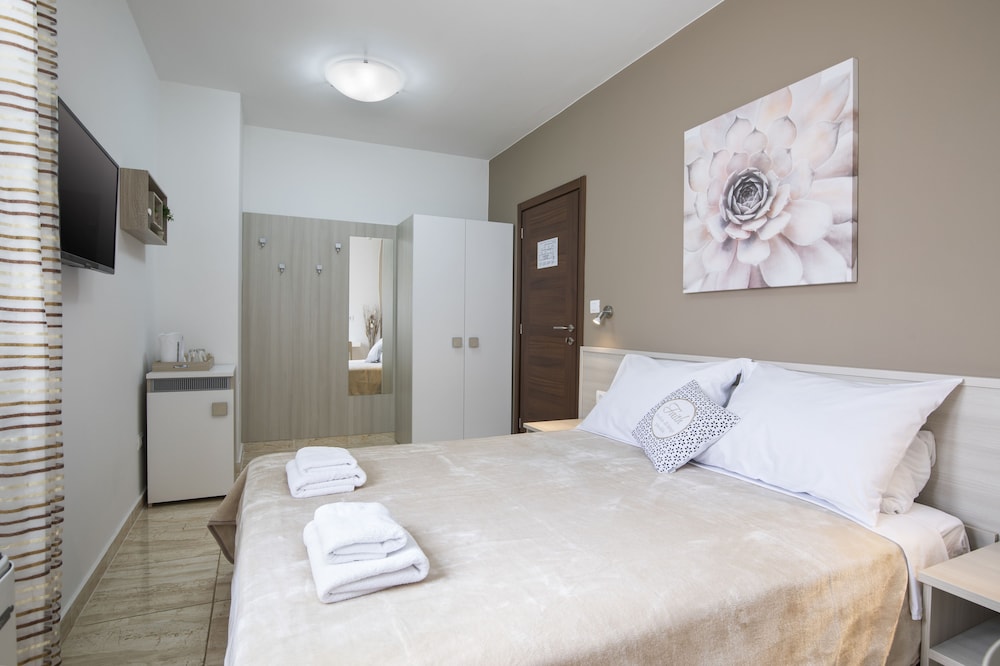 villa nina apartments