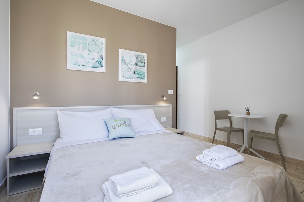 villa nina apartments
