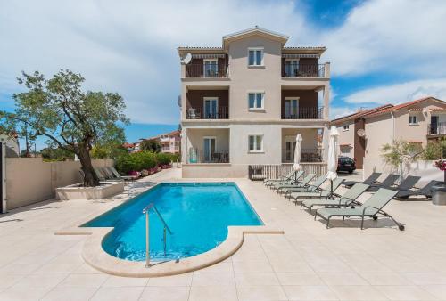 villa nina apartments