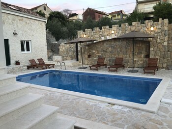 Villa Trau Doro,Trogir>>Split,4 star