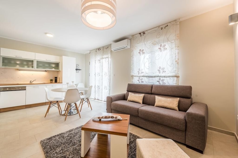 apartments villa karla