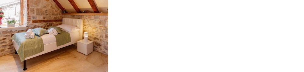 stone house luxury rooms