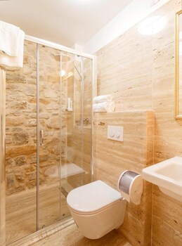 stone house luxury rooms