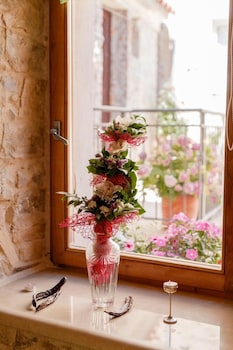 stone house luxury rooms