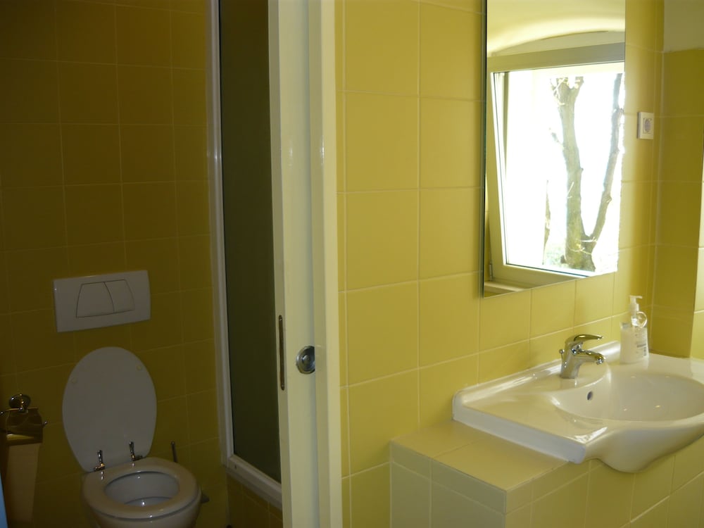 hi hostel rijeka