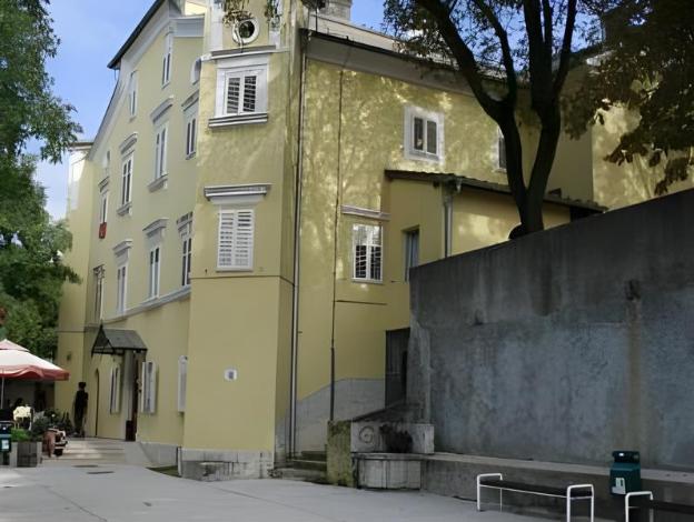 hi hostel rijeka