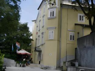 hi hostel rijeka