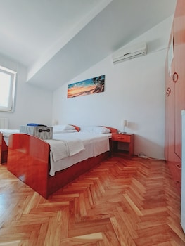 guesthouse varnica
