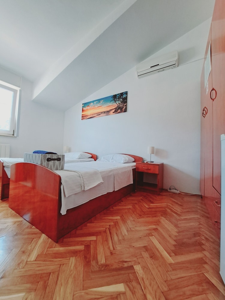 guesthouse varnica