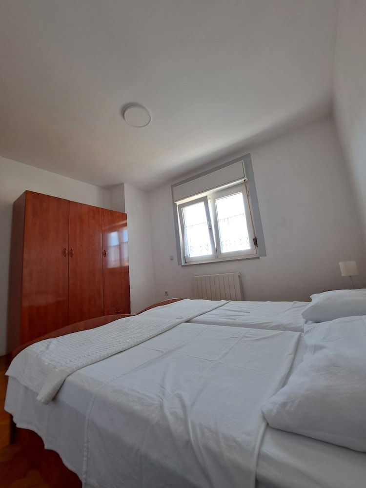 guesthouse varnica