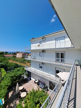 guesthouse varnica