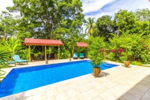 hotel el mono feliz
