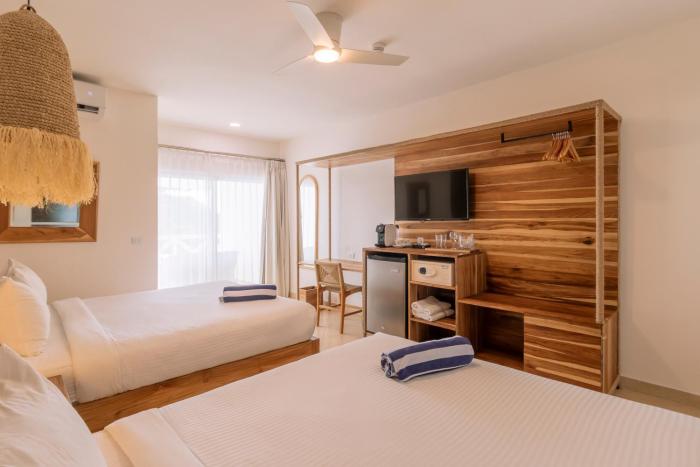 hotel santa teresa by the beach