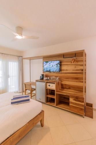 hotel santa teresa by the beach
