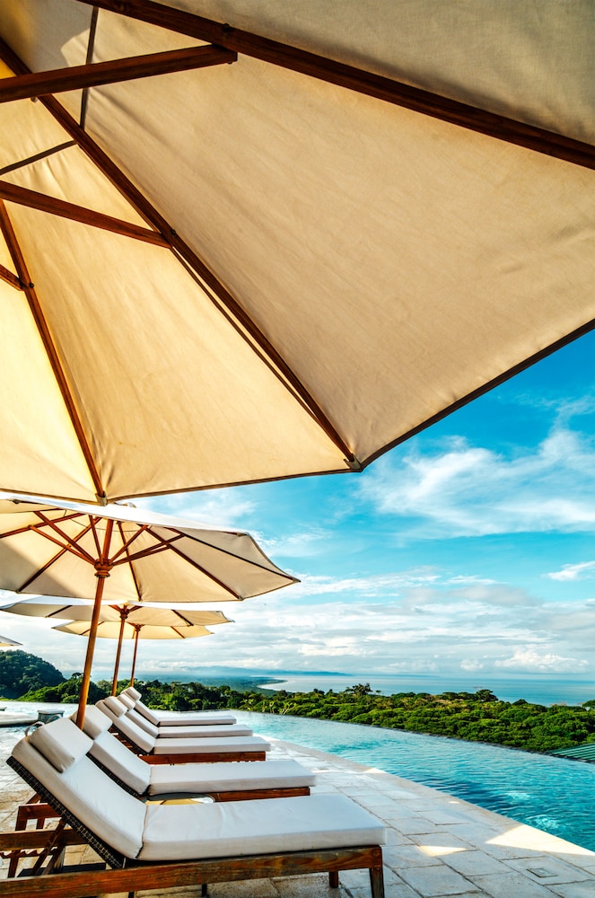 hotel three sixty adults only