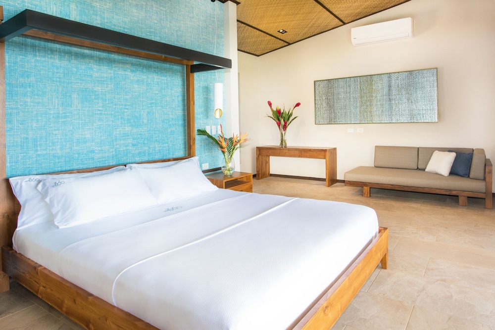 hotel three sixty adults only