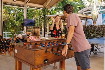 the gilded iguana surf hotel