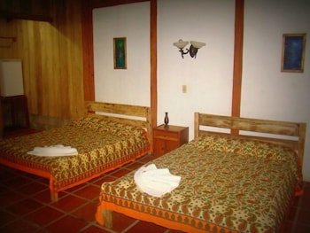 la gamba rainforest lodge