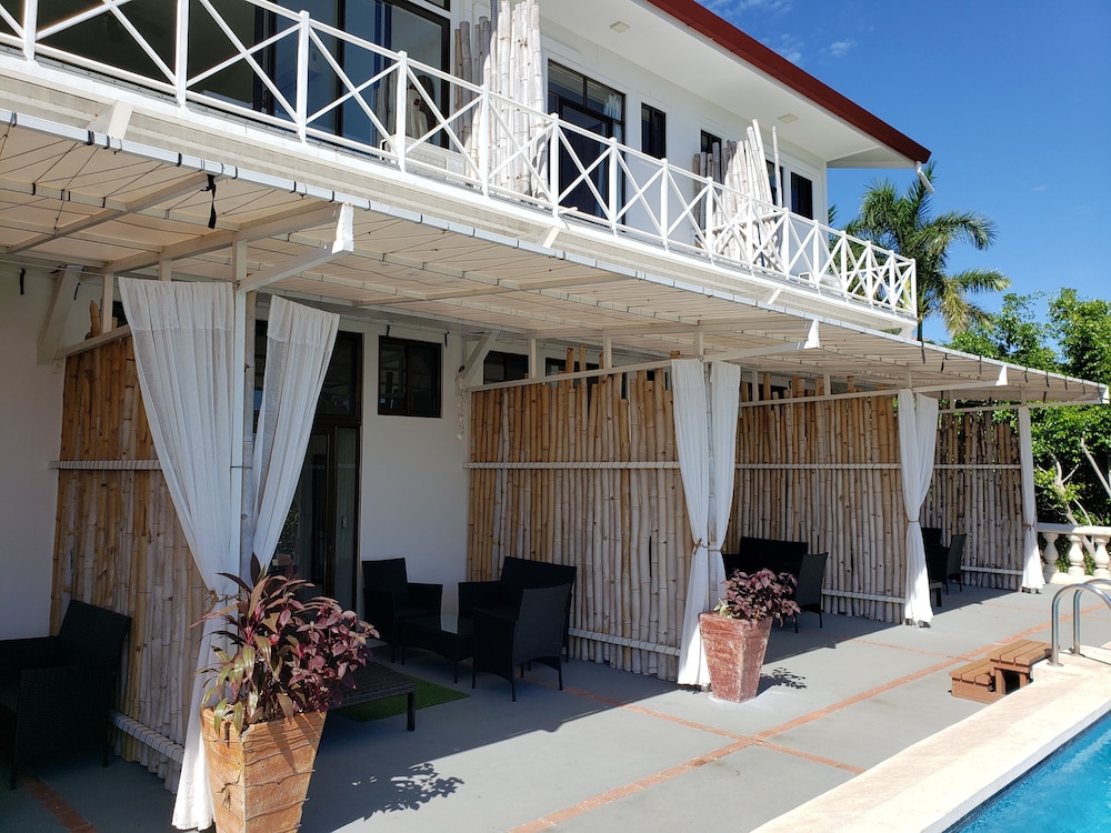 hotel pura vista