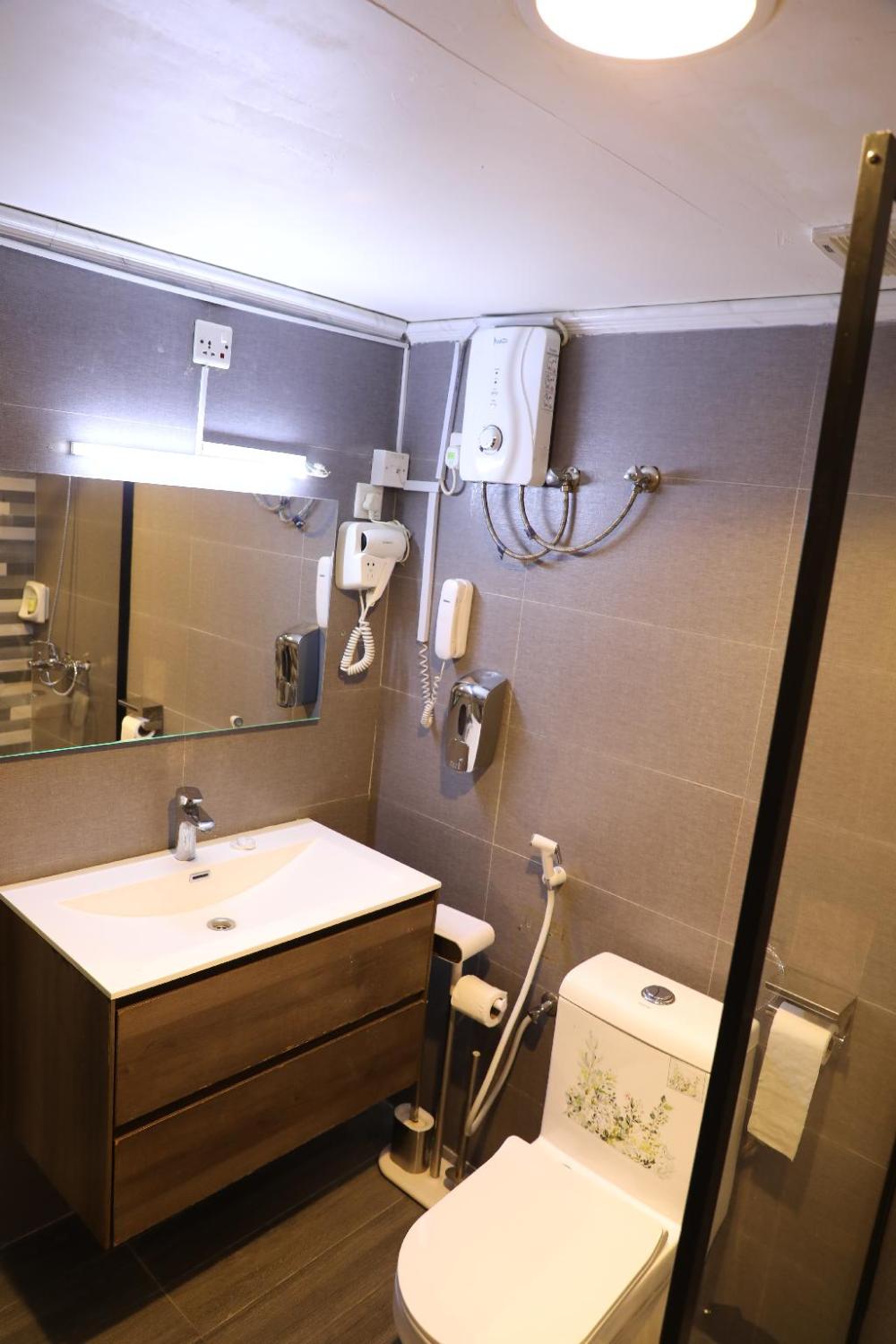 trans world hotel l l c