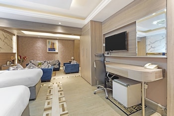 trans world hotel l l c