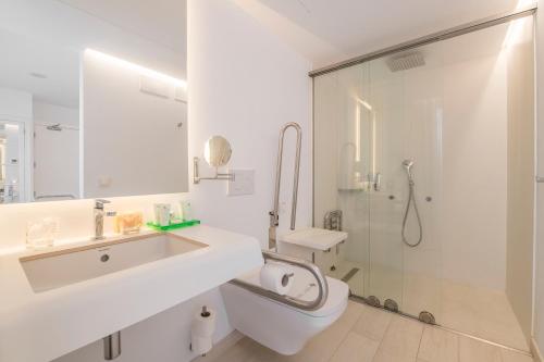sindic hotel adults only