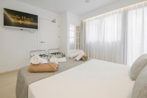 sindic hotel adults only