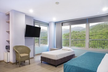 hotel santorini casa blanca