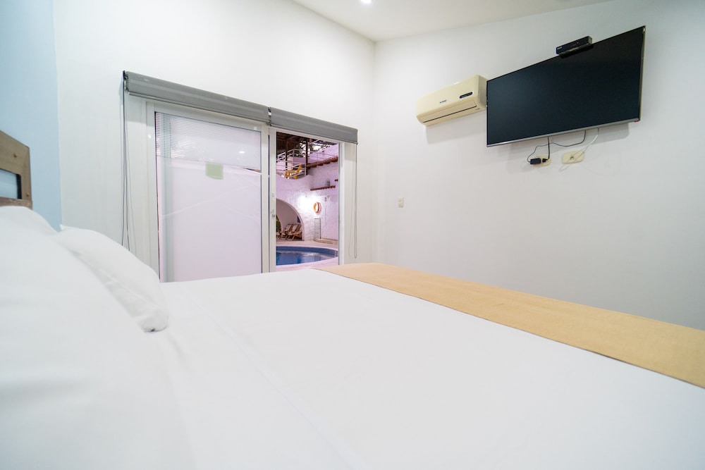 hotel santorini casa blanca