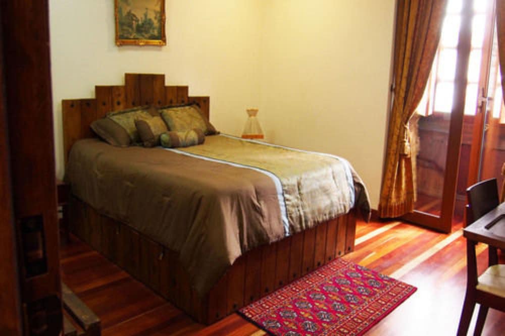 bogota bed and breakfast inn