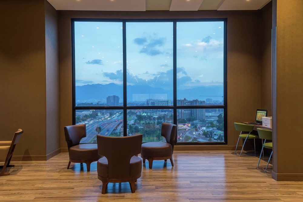 hampton by hilton bogota airport
