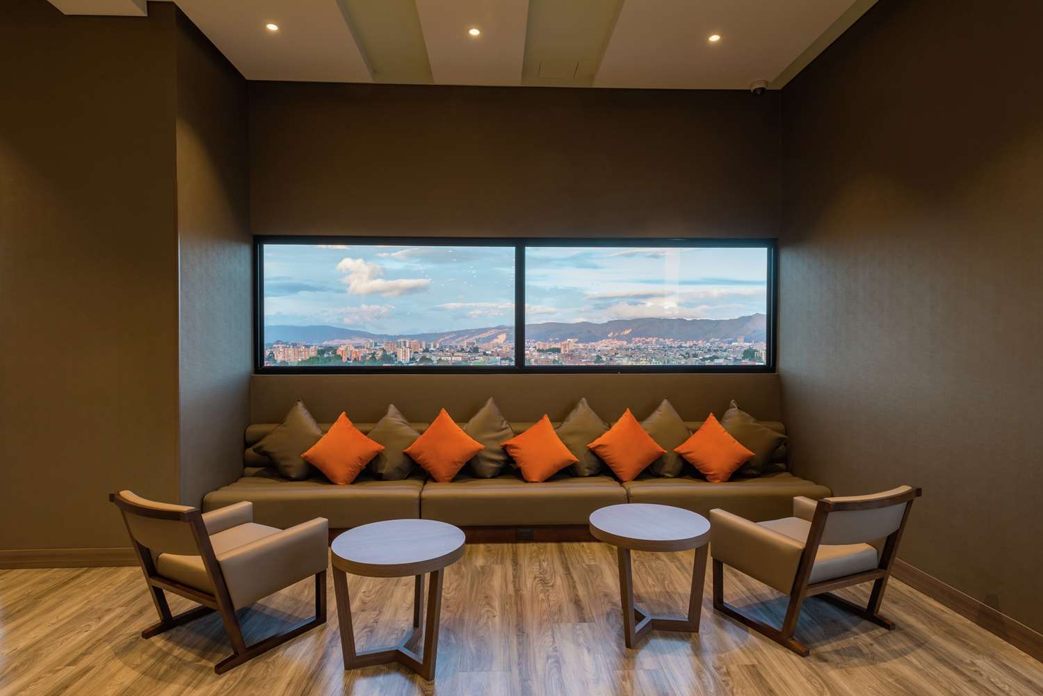hampton by hilton bogota airport