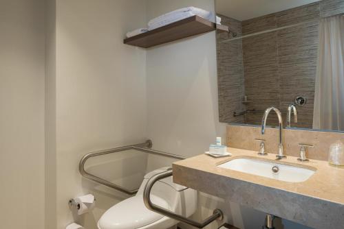 hampton by hilton bogota airport