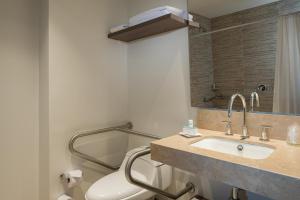 hampton by hilton bogota airport