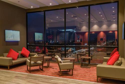 hampton by hilton bogota airport