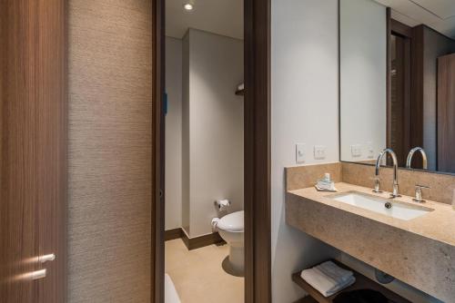 hampton by hilton bogota airport