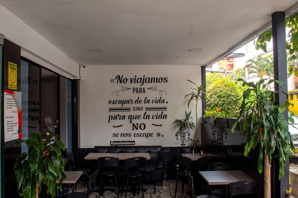 hotel laureles de aburra medellin